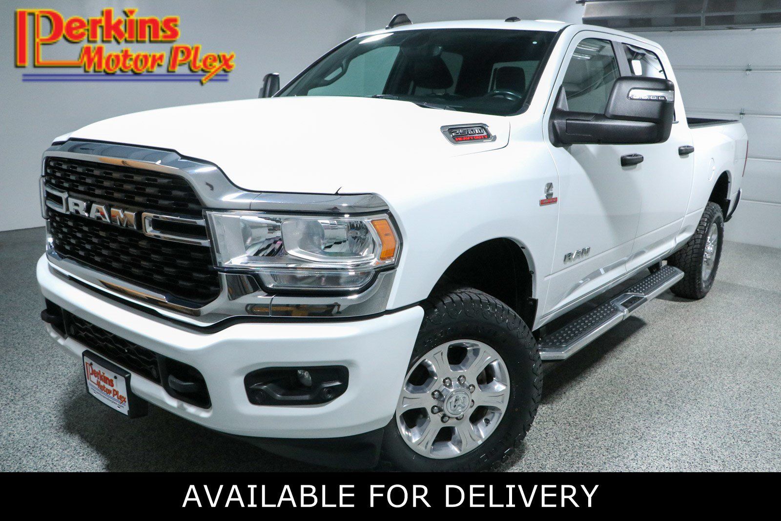 Used 2024 RAM 2500 Big Horn w/ Off Road Package AWD/4WD image 1