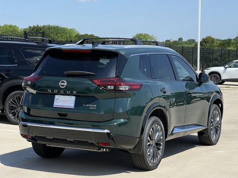 New 2026 Nissan Rogue Platinum AWD/4WD image 4