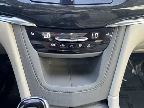 Used 2020 Cadillac XT6 Premium Luxury AWD/4WD image 51
