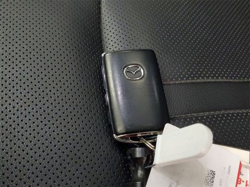 Used 2024 MAZDA CX-90 3.3 Turbo w/ Preferred Plus image 28