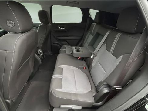 Used 2025 Chevrolet Blazer LT AWD/4WD image 19