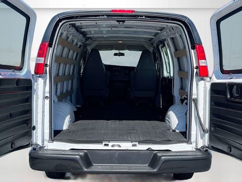 Used 2024 Chevrolet Express 2500 Work Van w/ Driver Convenience Package image 22