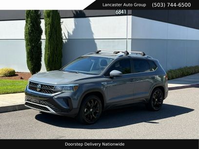 Used 2022 Volkswagen Taos SE