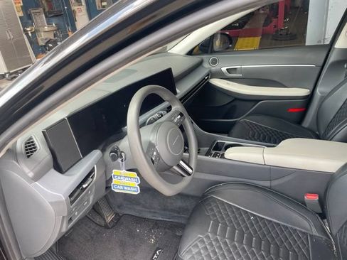 Used 2024 Hyundai Sonata SEL FWD image 14