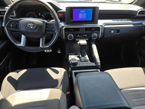 Certified 2025 Toyota Tacoma TRD Sport AWD/4WD image 18