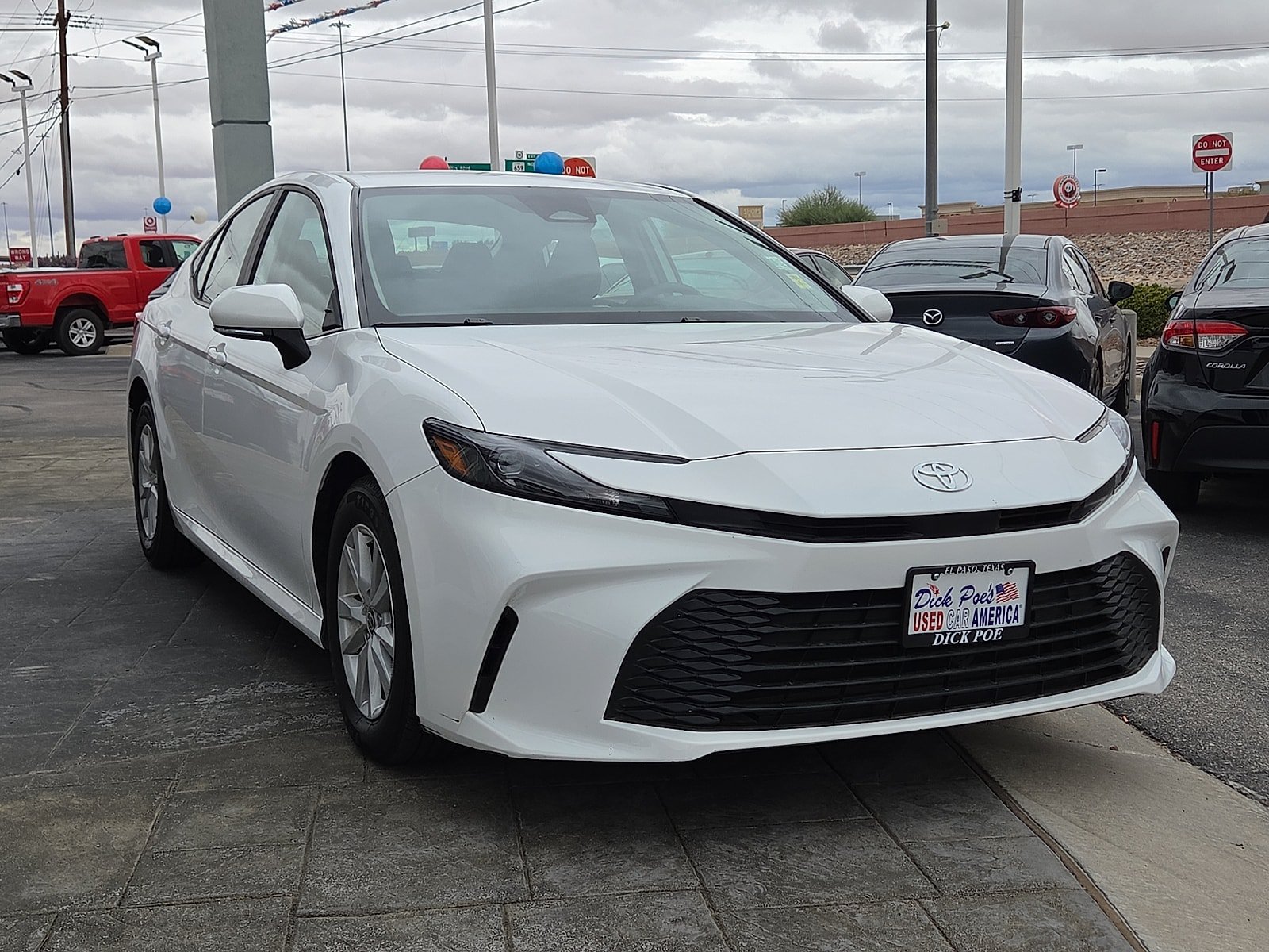 Used 2026 Toyota Camry LE FWD image 7