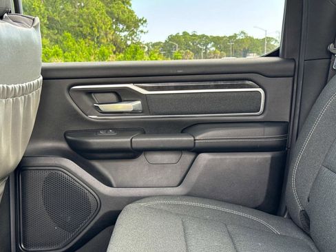 Used 2019 RAM 1500 Big Horn AWD/4WD image 15
