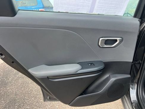Used 2025 Kia K4 FWD image 16