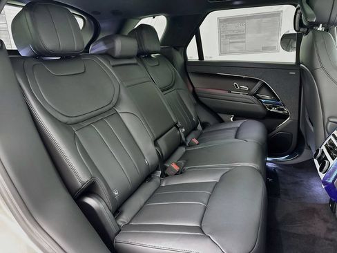 New 2026 Land Rover Range Rover Sport Dynamic SE AWD/4WD image 29