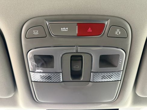 Used 2025 Kia Telluride S image 24