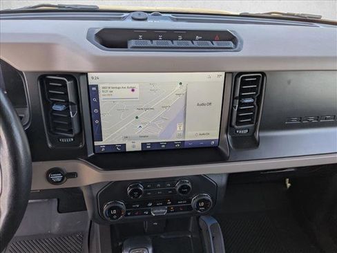 Used 2023 Ford Bronco Wildtrak AWD/4WD image 12