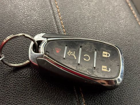 Used 2019 Chevrolet Traverse LT FWD image 51