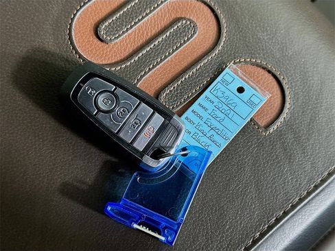 Used 2021 Ford Expedition King Ranch image 39