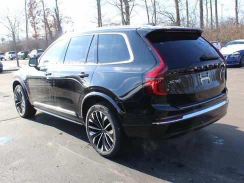 New 2026 Volvo XC90 B6 Plus w/ Protection Package Premier image 5