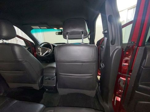 Used 2014 Ford Explorer XLT w/ Equipment Group 202A image 37