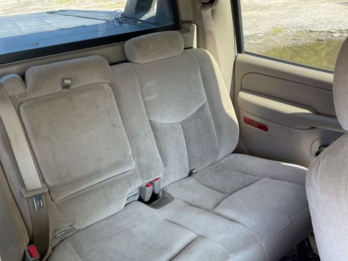 Used 2006 Chevrolet Avalanche LS image 14