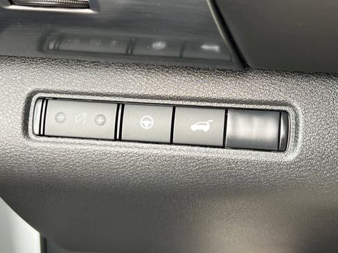 New 2026 Nissan Pathfinder Rock Creek AWD/4WD image 32