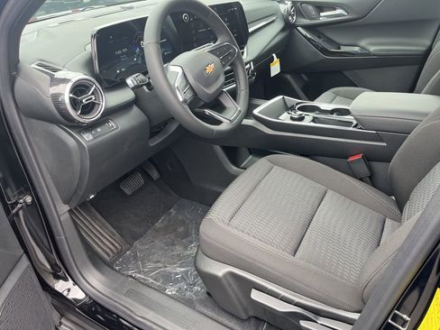 New 2026 Chevrolet Equinox LT FWD image 10