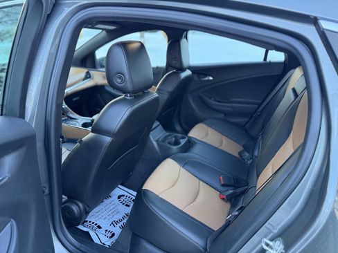 Used 2017 Chevrolet Volt Premier w/ Driver Confidence II Package image 13