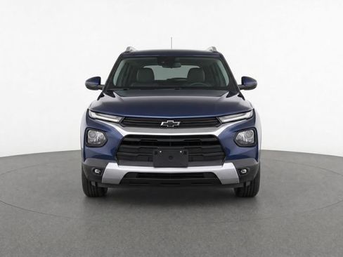 Used 2023 Chevrolet TrailBlazer LT w/ Convenience Package AWD/4WD image 6