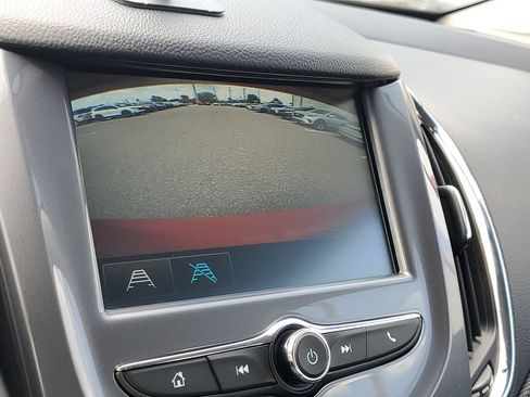 Used 2017 Chevrolet Cruze LT FWD image 23