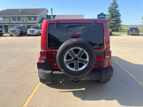 Used 2013 Jeep Wrangler Sahara w/ Dual Top Group AWD/4WD image 4