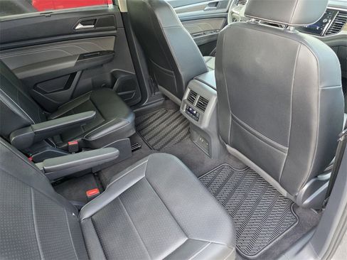 Used 2022 Volkswagen Atlas SEL image 33
