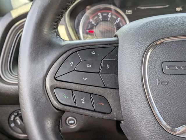 Used 2023 Dodge Challenger SXT RWD image 22
