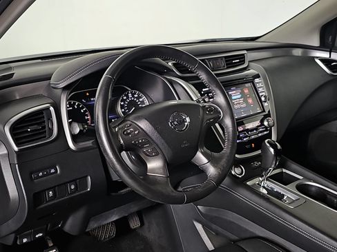 Used 2020 Nissan Murano SV FWD image 12