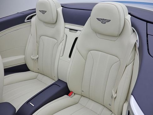 New 2026 Bentley Continental GTC image 44