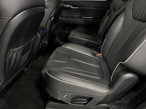 Used 2024 Hyundai Palisade Limited image 22