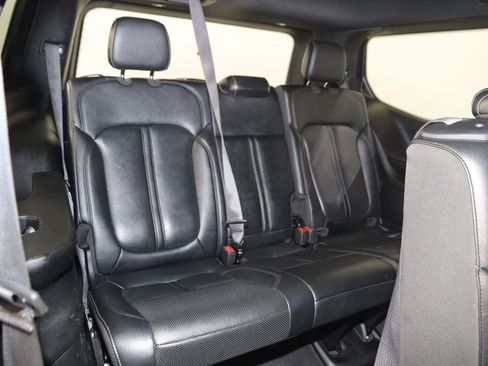 Used 2022 Jeep Wagoneer Series II AWD/4WD image 13