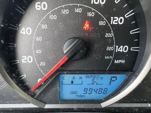 Used 2015 Toyota RAV4 XLE image 7