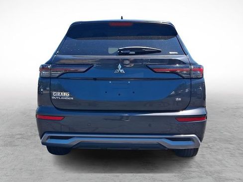 Used 2025 Mitsubishi Outlander SE AWD/4WD image 5