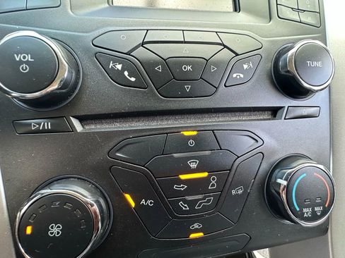 Used 2016 Ford Fusion S image 23