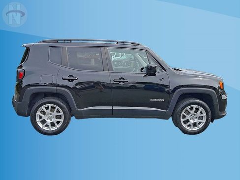 Used 2021 Jeep Renegade Latitude AWD/4WD image 9
