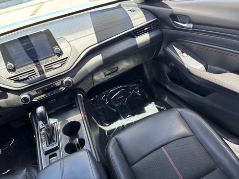 Used 2019 Nissan Altima 2.5 SR w/ SR Premium Package AWD/4WD image 14