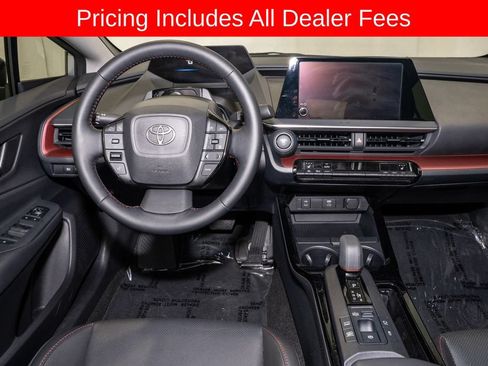 Used 2025 Toyota Prius Plug-In Hybrid FWD image 6