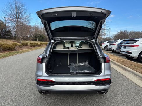 New 2025 Audi Q5 Premium Plus image 14