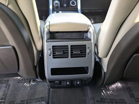 Used 2020 Land Rover Range Rover Sport HSE Dynamic image 20