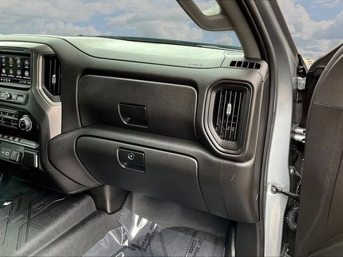 Used 2026 Chevrolet Silverado 1500 Custom AWD/4WD image 29