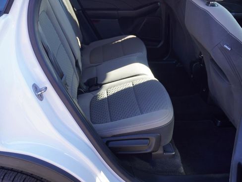 Used 2021 Ford Escape SE image 20