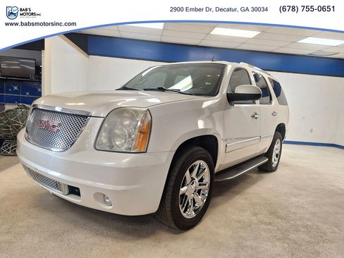 Used 2011 GMC Yukon Denali image 27