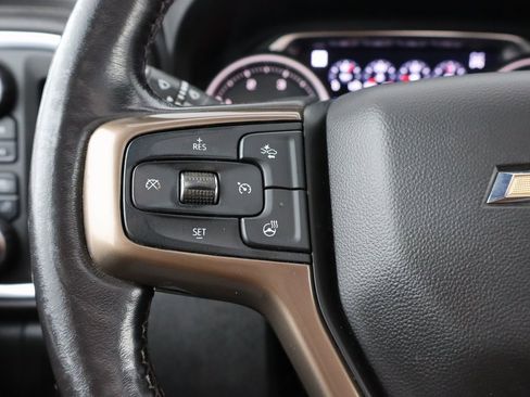 Used 2022 Chevrolet Silverado 3500 High Country w/ Safety Package II image 6