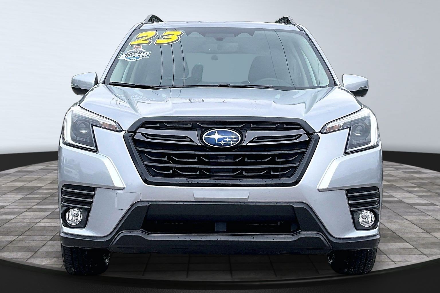 Certified 2023 Subaru Forester Limited AWD/4WD image 3