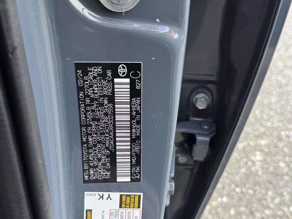 Used 2024 Toyota Prius LE FWD image 20
