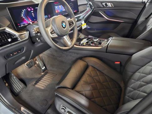 New 2026 BMW X5 sDrive40i image 9