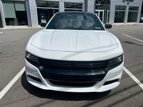 Used 2019 Dodge Charger SXT w/ Plus Group AWD/4WD image 2