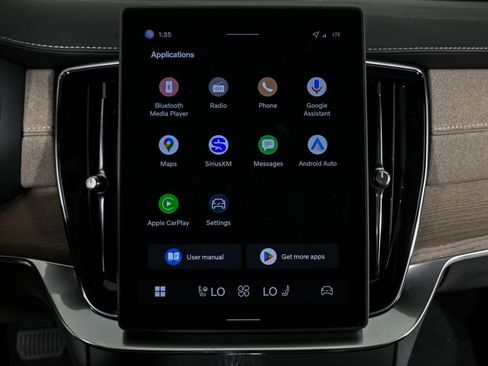 New 2026 Volvo XC90 B6 Plus w/ Protection Package Premier image 14