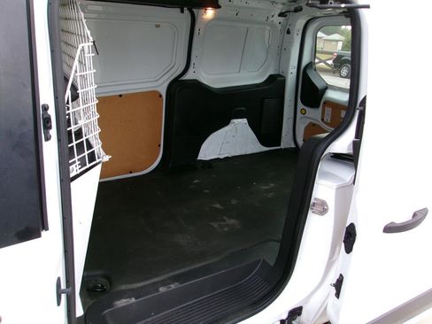Used 2017 Ford Transit Connect XL FWD image 11